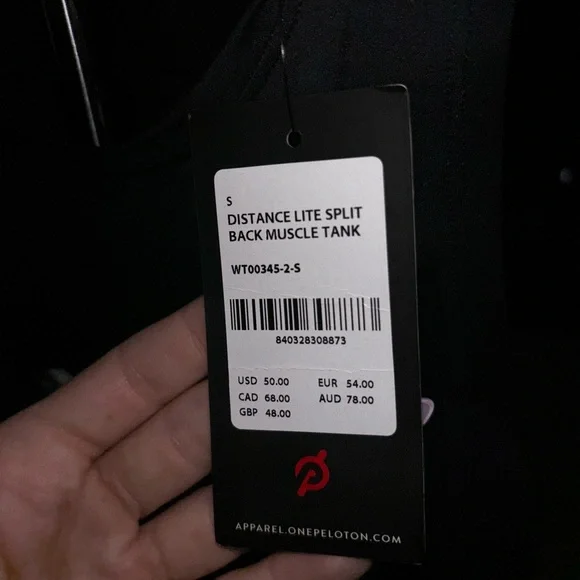 Peloton Distance Lite Split Back Muscle Tank - Picture 8 of 9